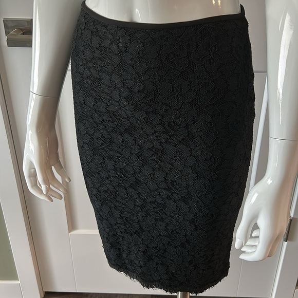 DVF Scotia Lace Pencil Skirt NWT - Picture 14 of 17